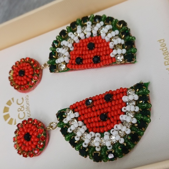 C & C California Hand Beaded Earrings NIB - Picture 5 of 5